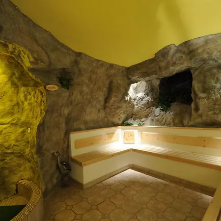 Tirolerhof Otel Leutasch